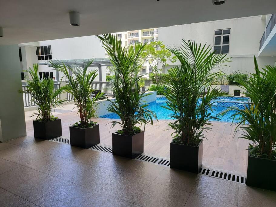 شقة مانيلا  في Luxury @ Bgc Sleeps 6 Comfortably Fast Wifi Pool! المظهر الخارجي الصورة
